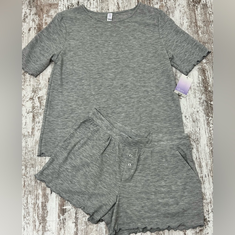 Stars Above Women's Gray Textured Knit Pajama Shorts 2pc Set-S